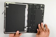iFixit 拆解苹果 M5 iPad Pro：已预留前置双摄空间