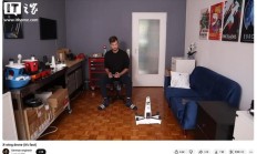 工程师3D打印微缩版《星球大战》X翼战斗机，时速216km/h并开源