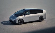 理想i6撞大货车！A柱坚挺，车没起火，安全到底和什么有关？