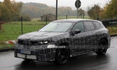 宝马新世代 iX3 M 谍照曝光，消息称将推至少两种不同性能车型